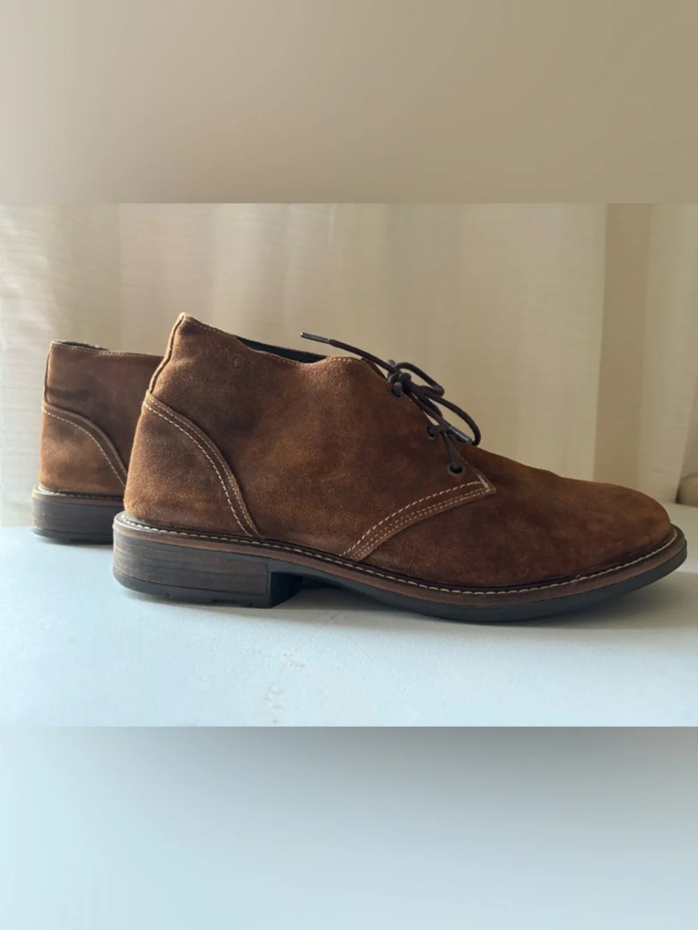 Naot pilot suede